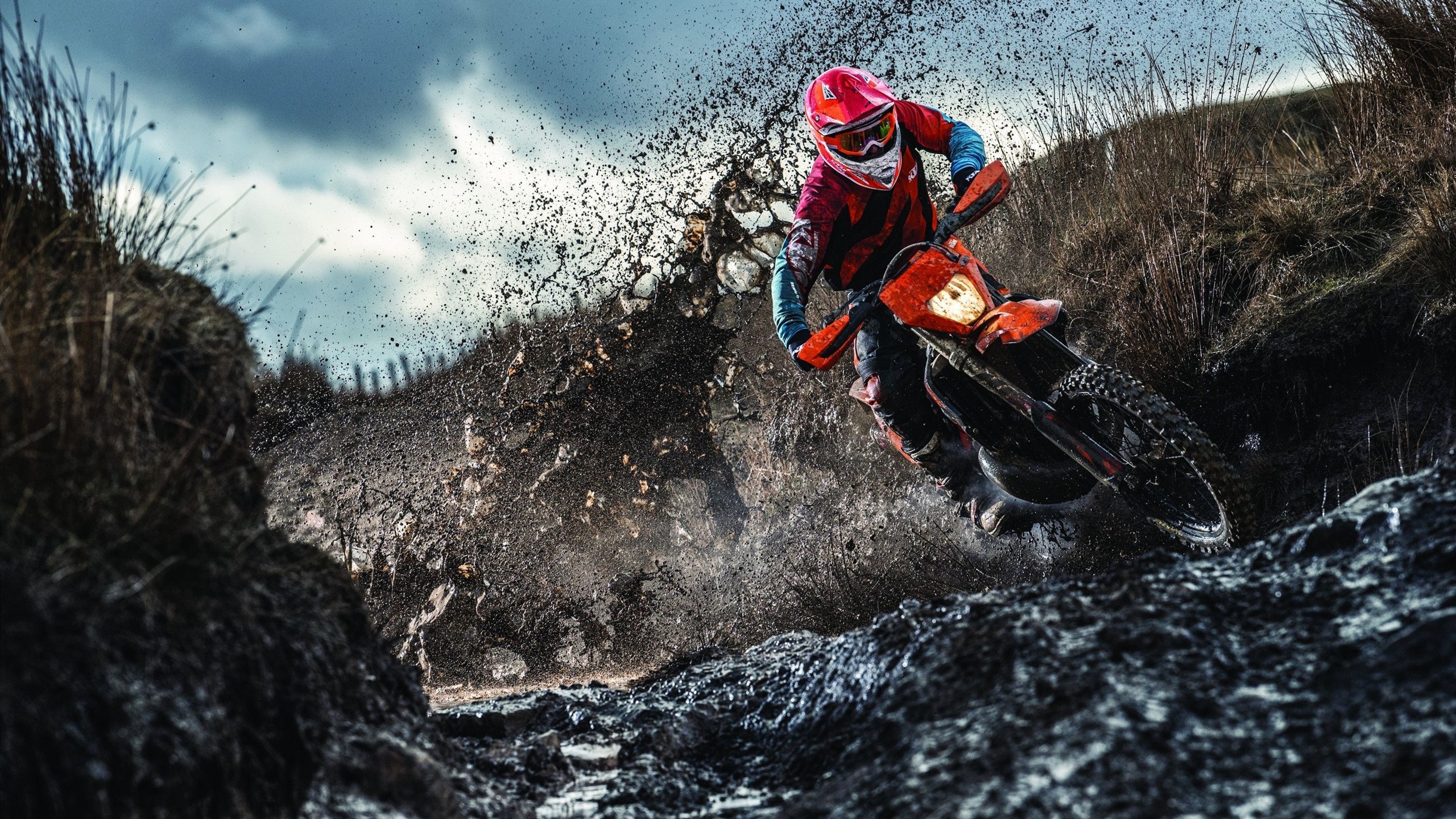 全国极限运动挑战赛自由式滑板精彩纷呈,极限滑板运动视频